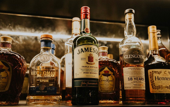 JohnMartin’s “Whiskey Wednesday” Happy Hour Tasting 3.15